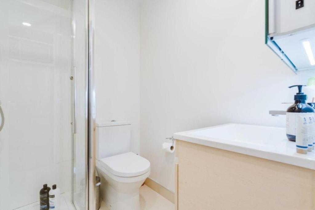 Free Wifi!! Spacious 1-Bedroom Apt, Auckland Cbd Ngoại thất bức ảnh
